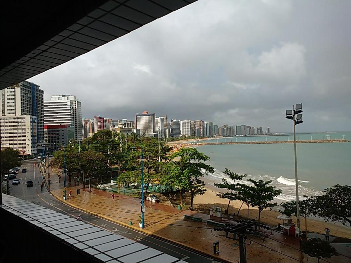 Flat Particular No Blue Tree Fortaleza Bagian luar foto